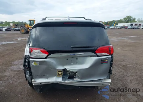 2019 Chrysler Pacifica Touring L from USA, damaged, VIN 2C4RC1BG4KR537347